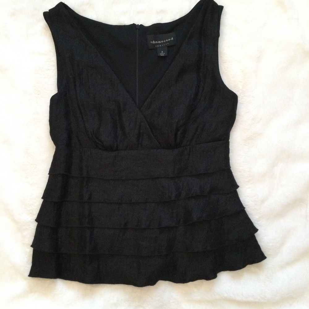 Connected Apparel Sleeveless Black Blouse